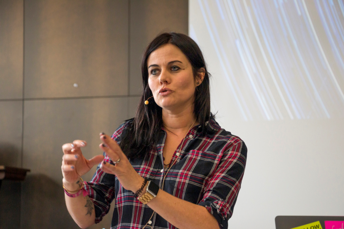 Portrait Jolanda Spiess-Hegglin, Gründerin von #NetzCourage | Das NETTZ