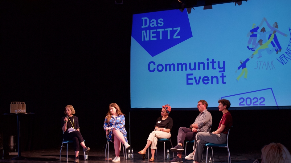 Redner*innen der Fishbowl-Diskussion auf dem Community Event 22