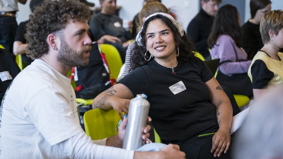 Bild: Community Event gegen Hass im Netz zum Thema „Come together, right now – Zusammenhalt in schwierigen Zeiten“ am 11. Juni 2026 im Berlin Global Village