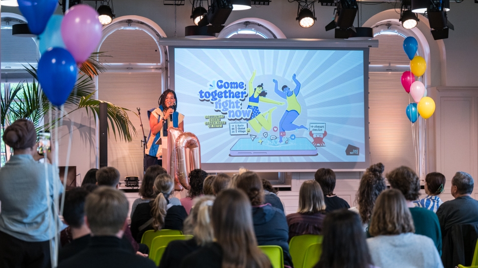 Bild: Community Event gegen Hass im Netz zum Thema „Come together, right now – Zusammenhalt in schwierigen Zeiten“ am 11. Juni 2026 im Berlin Global Village | 