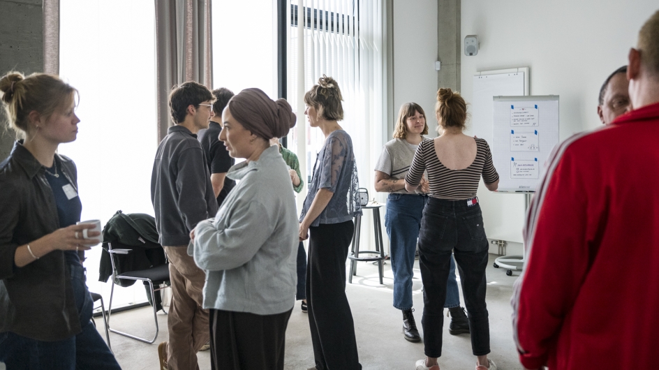 Bild: Community Event gegen Hass im Netz zum Thema „Come together, right now – Zusammenhalt in schwierigen Zeiten“ am 11. Juni 2026 im Berlin Global Village 