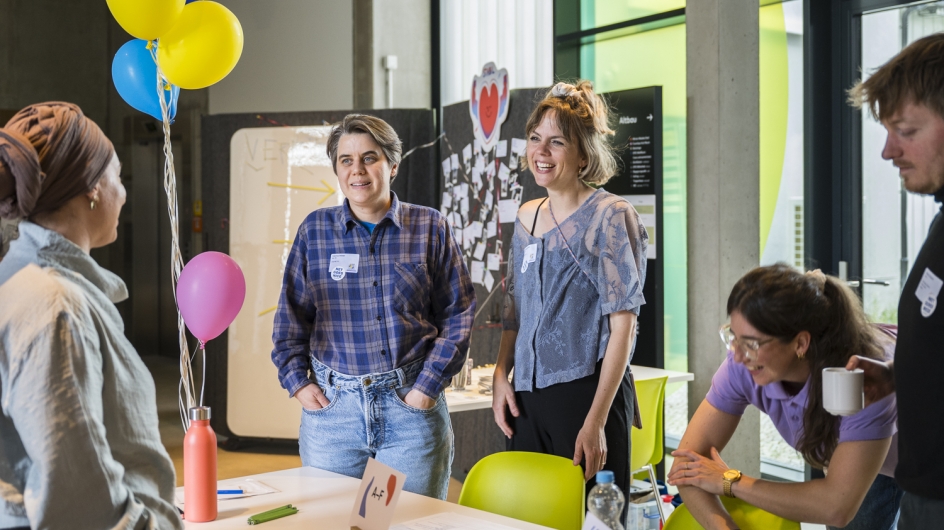 Bild: Community Event gegen Hass im Netz zum Thema „Come together, right now – Zusammenhalt in schwierigen Zeiten“ am 11. Juni 2026 im Berlin Global Village 