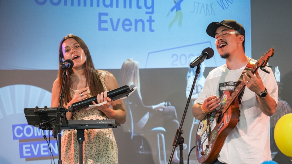 Bild: Community Event gegen Hass im Netz zum Thema „Come together, right now – Zusammenhalt in schwierigen Zeiten“ am 11. Juni 2026 im Berlin Global Village 