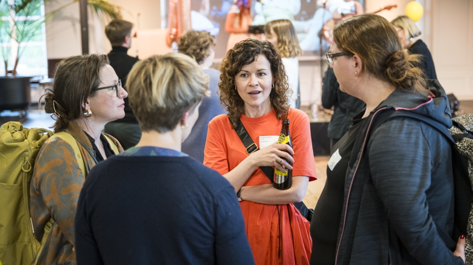 Bild: Community Event gegen Hass im Netz zum Thema „Come together, right now – Zusammenhalt in schwierigen Zeiten“ am 11. Juni 2026 im Berlin Global Village 